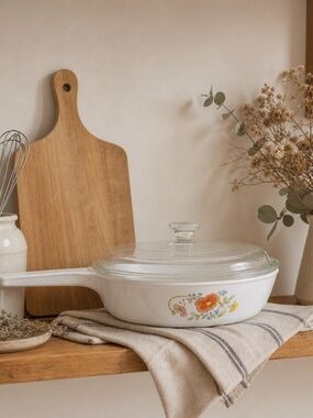 VTG CorningWare Wildflower with Pyrex Lid • Rare